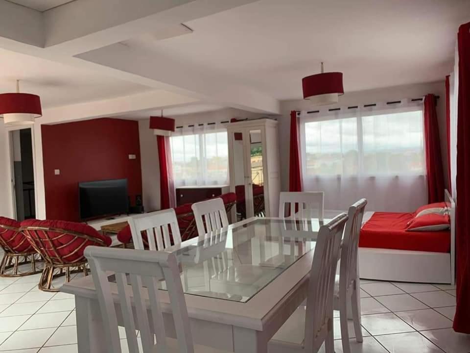 אנטננריבו Appartements Andrian Location מראה חיצוני תמונה